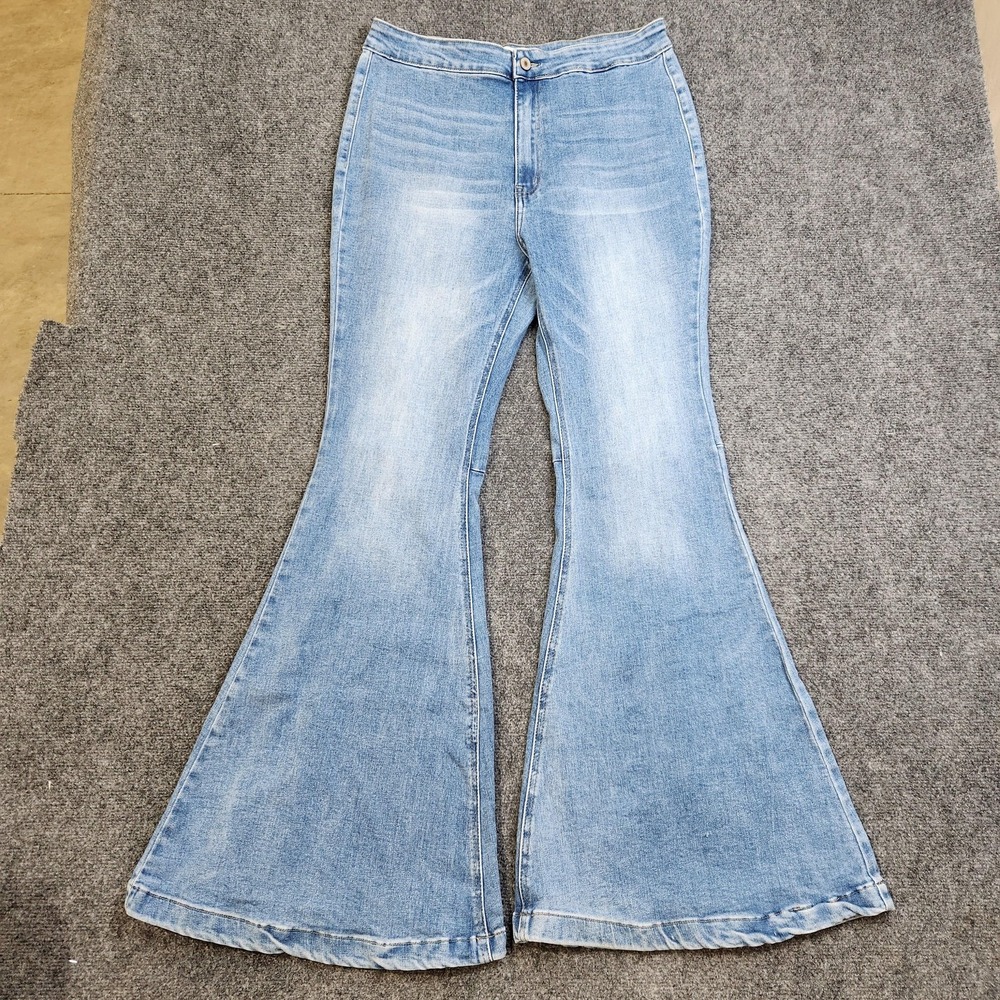 KanCan Flare Jeans Juniors 15/31 Light Wash Blue High Rise Stretch Denim
